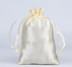Cream Satin Bag 13cmx18cm