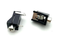 PJ-302 3.5mm Mono Phone Jack 